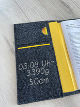 Lade das Bild in den Galerie-Viewer, U-Heft Hülle Reh