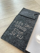 Lade das Bild in den Galerie-Viewer, U-Heft Hülle Esel