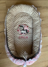 Lade das Bild in den Galerie-Viewer, Babynest Pferd