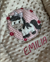 Lade das Bild in den Galerie-Viewer, Babynest Pferd