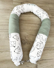 Lade das Bild in den Galerie-Viewer, Bettschlange Elefant