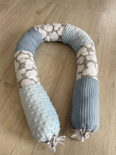 Lade das Bild in den Galerie-Viewer, Bettschlange Micky